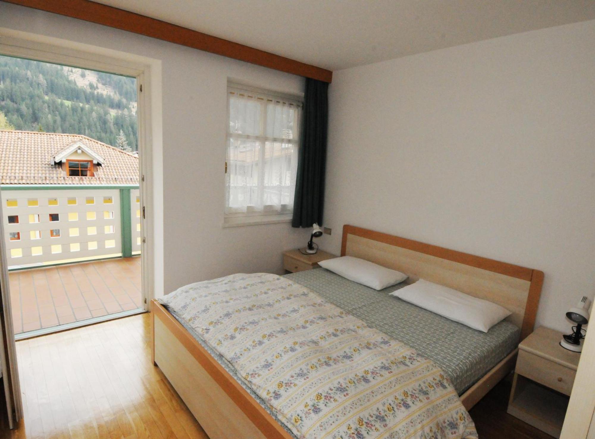 Apartamento Casa Al Mesdì Pozza di Fassa Exterior foto